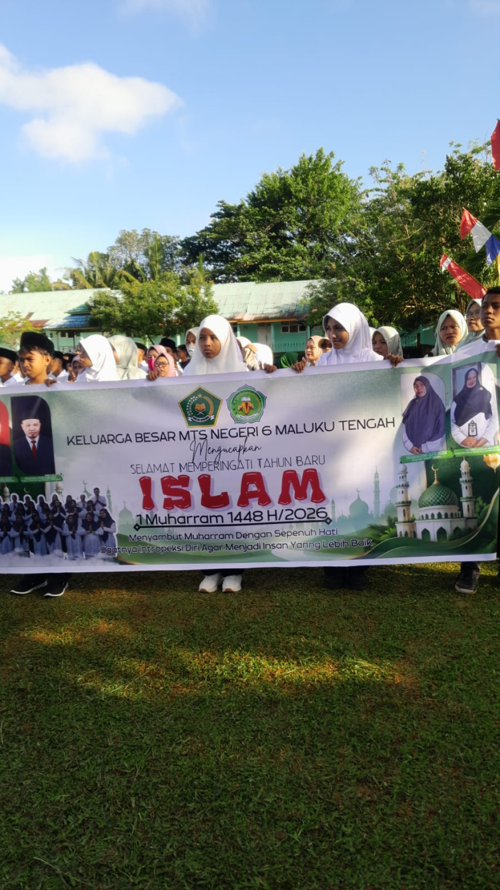 *MTsN 6 Maluku Tengah Ikut Pawai Ta’aruf Meriahkan Peringatan 1 Muharam, Wujud Syiar Islam dan Kebersamaan Umat*