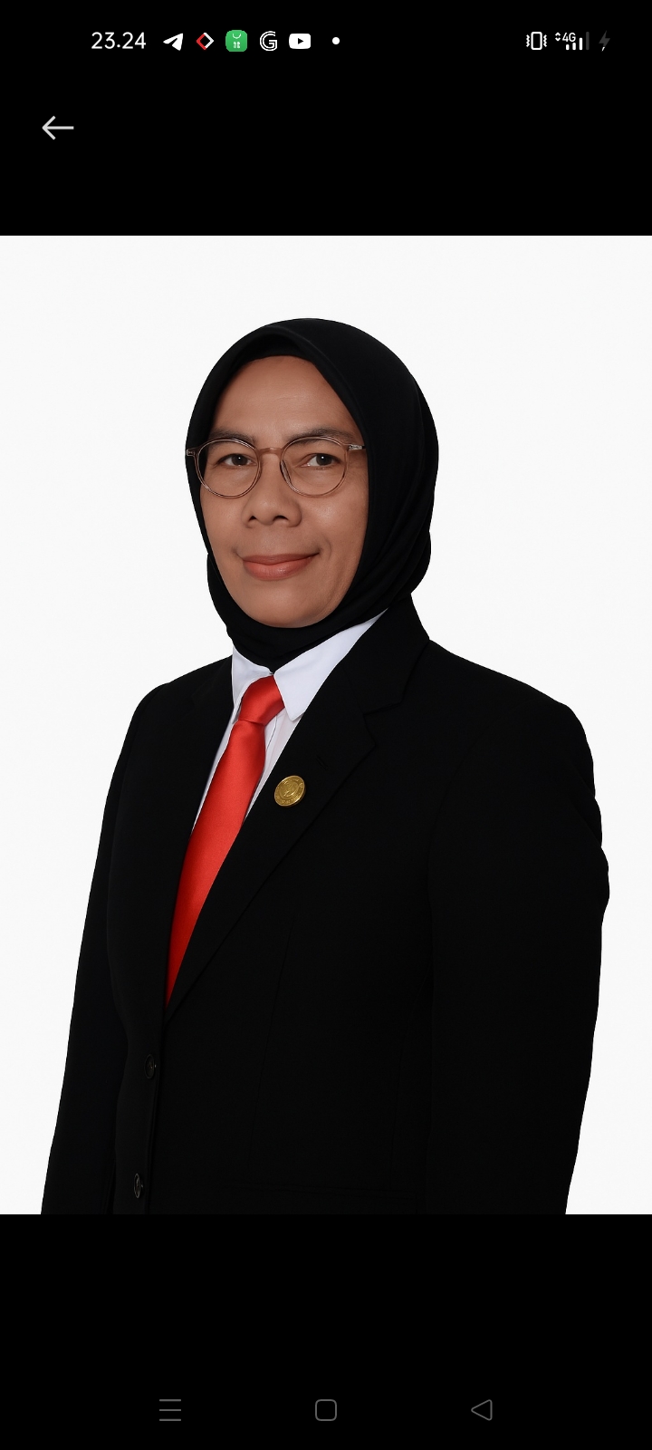 RISNA NAYA